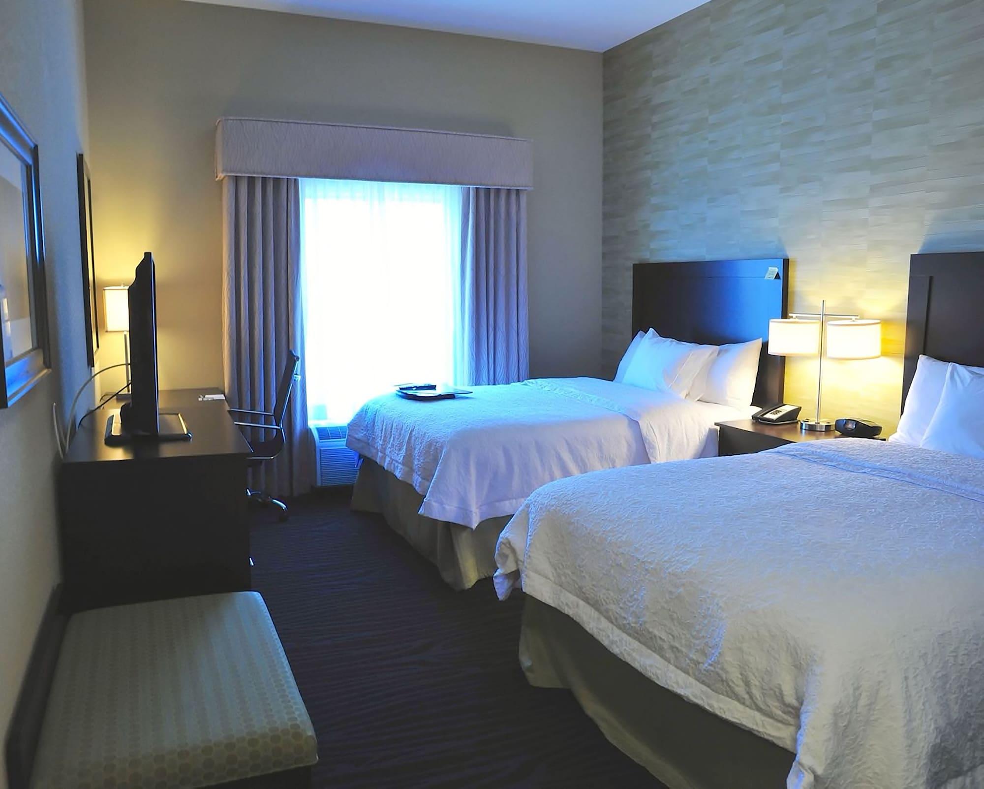 Hotel Hampton And Robbinsville